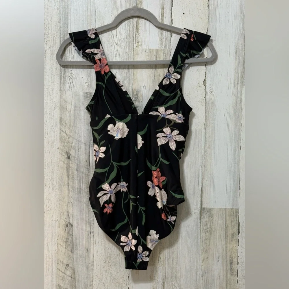 Shade & Shore Black Whit Green One Piece Swimsuit Floral V-Neckline NWT XS